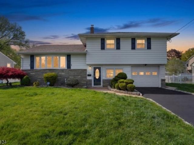 House for sale in Clark, New Jersey