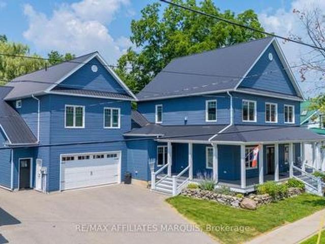 House for sale in Ontario