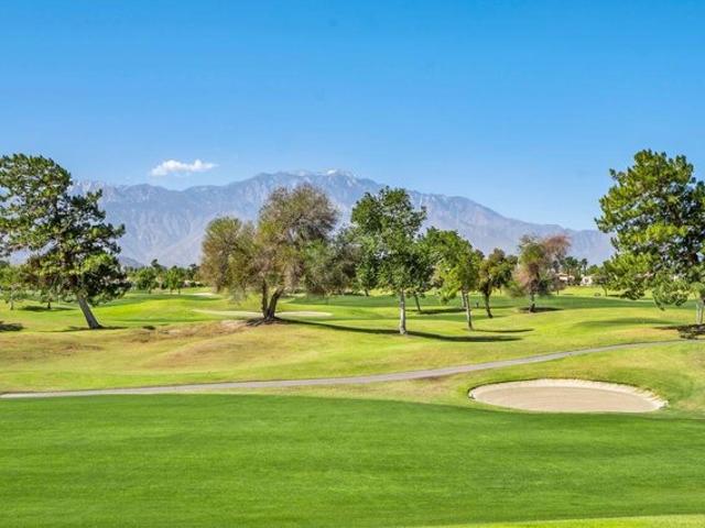 Condo for sale in Rancho Mirage, California