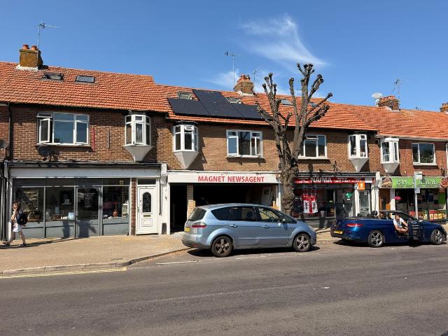 Apartment for rent in Fishersgate, West Sussex