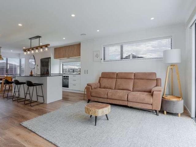 House for sale in Pauatahanui, Wellington
