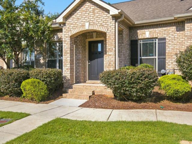 Townhouse for sale in Huntsville, Alabama