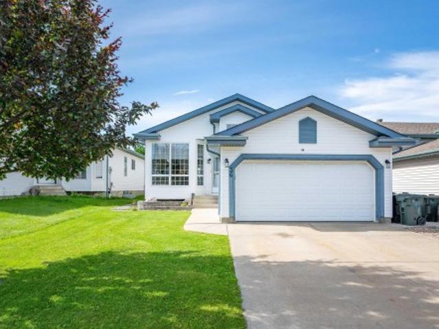 House for sale in Sherwood Park, Alberta