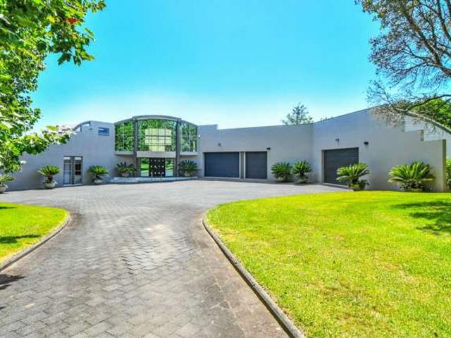 Property for sale in Awhitu