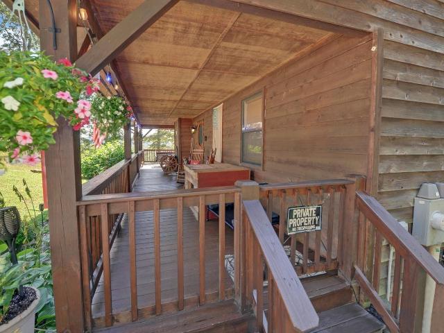 House for sale in Grape Creek, Murphy