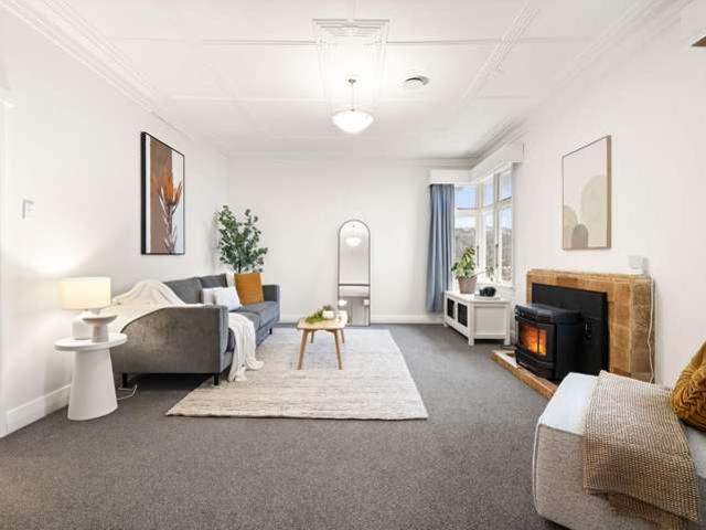 House for sale in Otakou