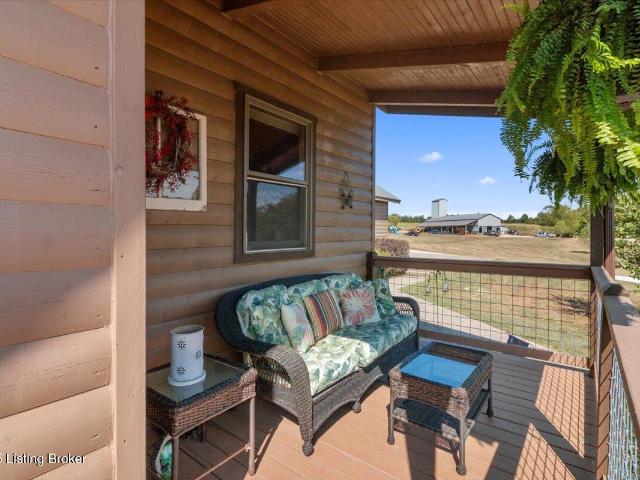 House for sale in Raywick, Kentucky