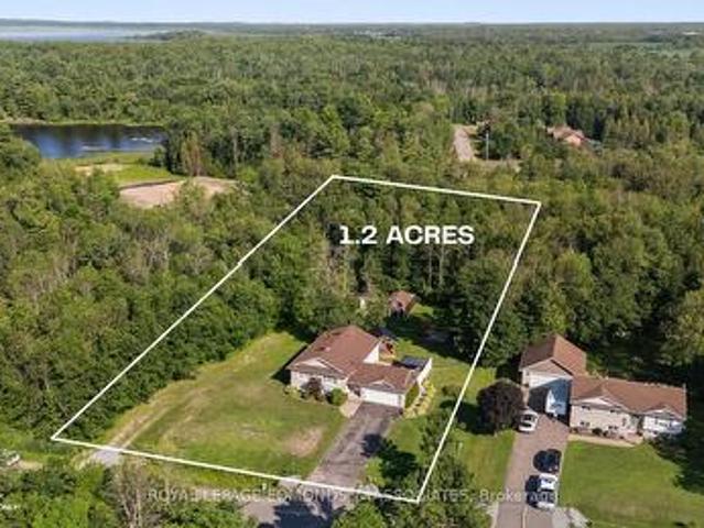 House for sale in Renfrew, Ontario