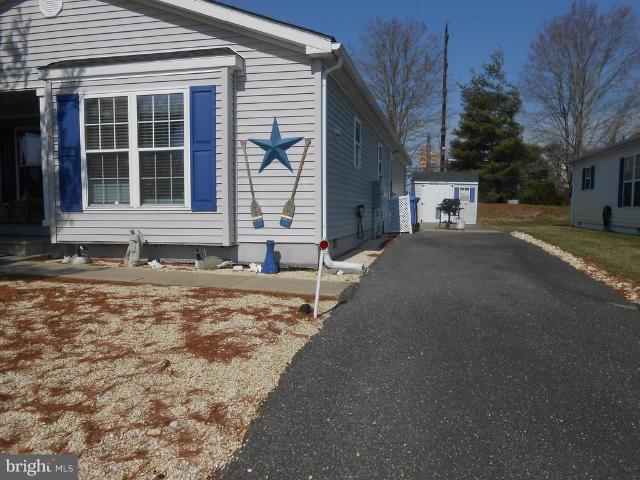 House for sale in Manahawkin, New Jersey