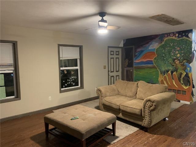 House for sale in Ward 8, City of Cortland