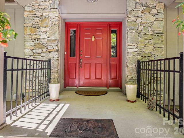 House for sale in Etowah, North Carolina