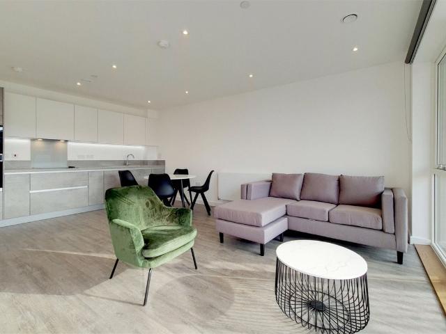 Apartment for rent in Thames View, Greater London