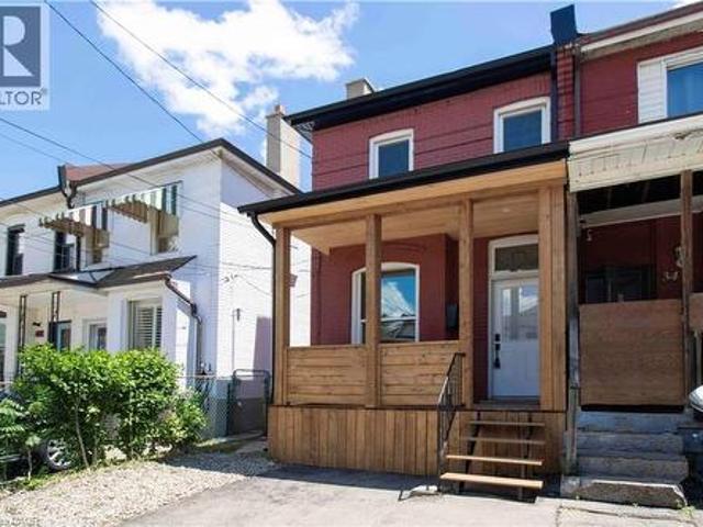 House for sale in Ancaster, Ontario