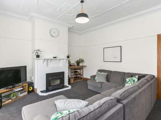 House for rent in Otakou