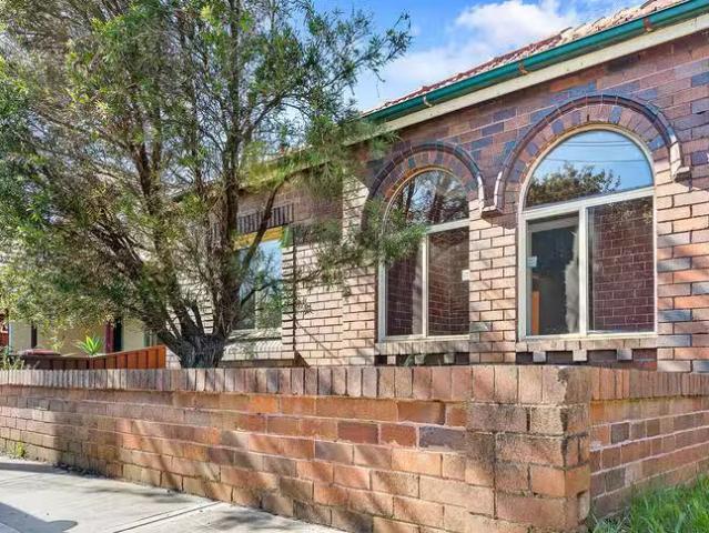 House for rent in Eastlakes
