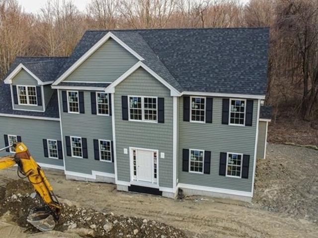 House for sale in Lunenburg, Massachusetts