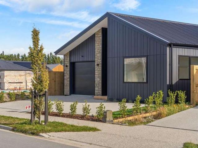House for sale in Otakou
