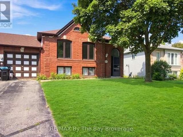 House for sale in Wasaga Beach, Ontario