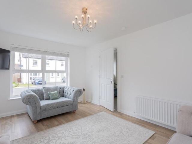 Townhouse for rent in Moira, Northern Ireland