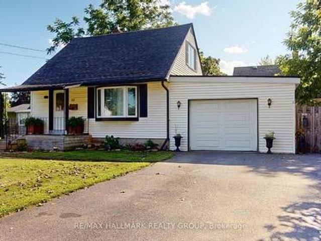 House for sale in Brockville, Ontario