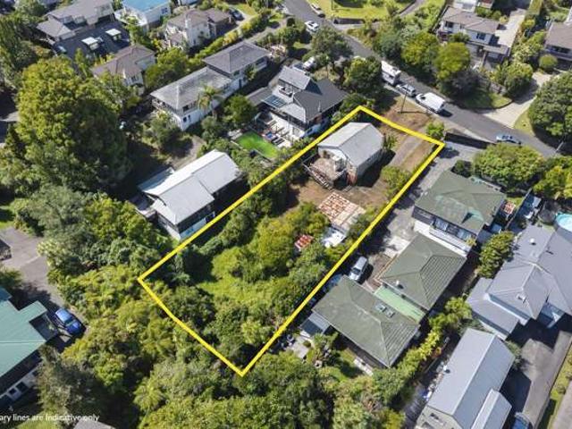 House for sale in Castor Bay