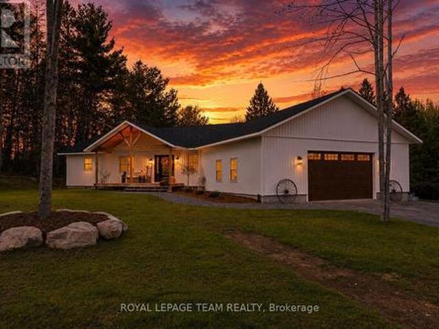 House for sale in Renfrew, Ontario