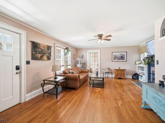 House for sale in Newton, New Jersey