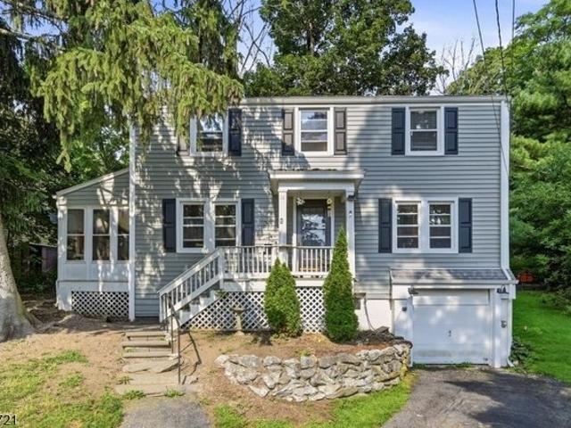 House for sale in Newton, New Jersey