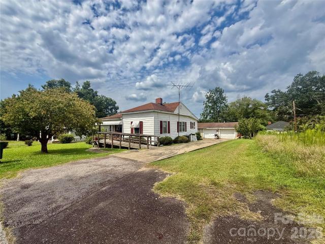 House for sale in Great Falls, South Carolina