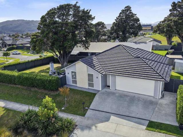 House for sale in Pauatahanui, Wellington