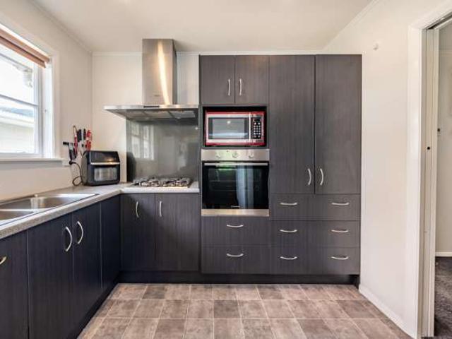 House for sale in Days Bay, Wellington