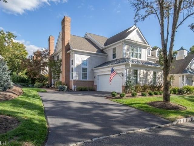 Condo for sale in Far Hills, New Jersey