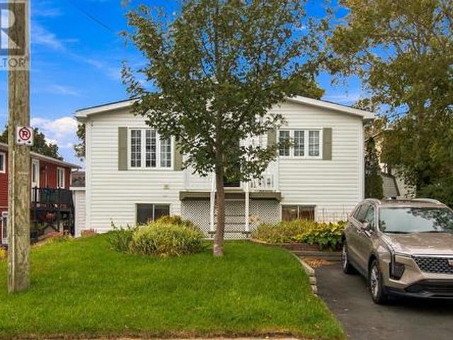 House for sale in Mount Pearl, Newfoundland