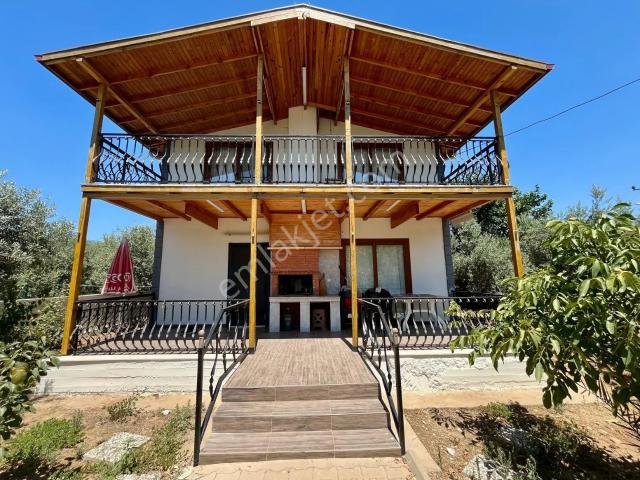 Yukarıkızılca Merkez Mahallesi, Kemalpaşa içerisinde satılık Villa