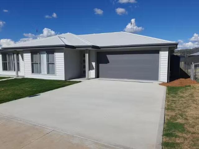House for rent in Moore Creek, New South Wales