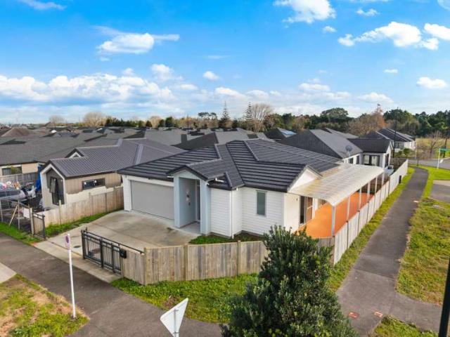 House for sale in Papakura