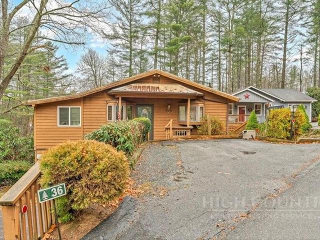 House for sale in Linville Land Harbor, Newland