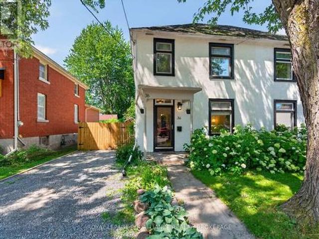 House for sale in Ontario