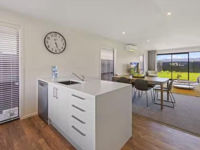 House for sale in Otakou
