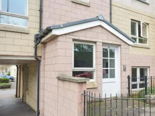 Apartment for rent in Meadowbank, Scotland