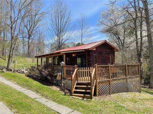 House for sale in Avery, North Carolina