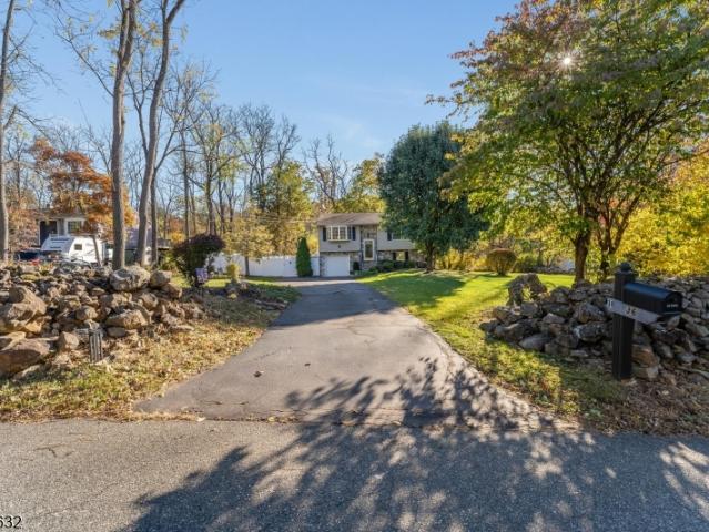 House for sale in Hampton, New Jersey