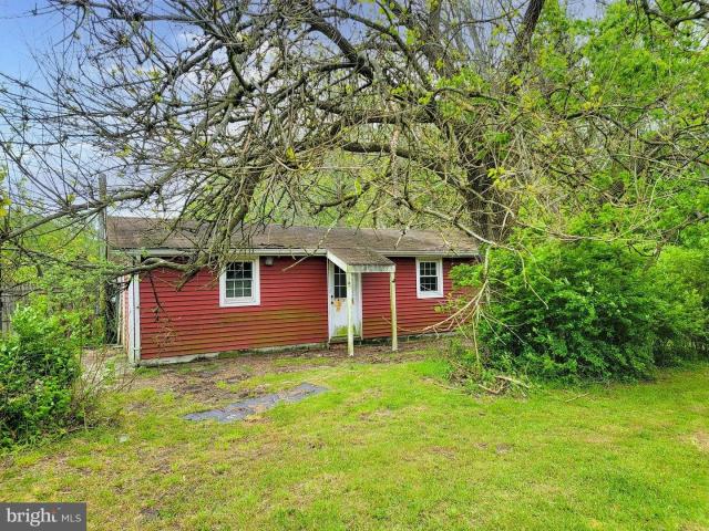 House for sale in Delmont, New Jersey