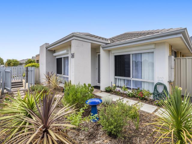 House for sale in Golden Bay, Western Australia