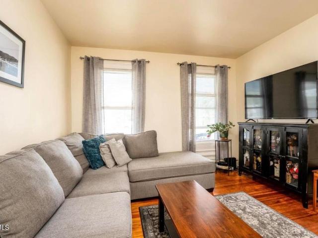 House for sale in City of Albany, Albany County