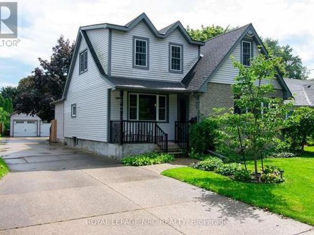 House for sale in Niagara, Ontario