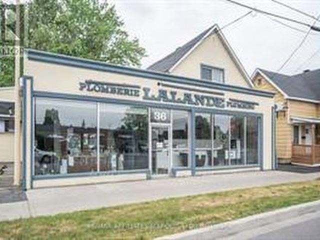 Commercial for rent in Cornwall, Ontario