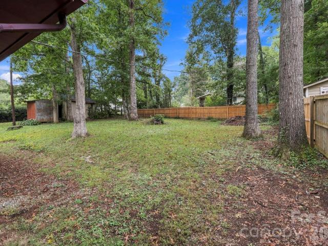 House for sale in Flat Rock, Henderson County