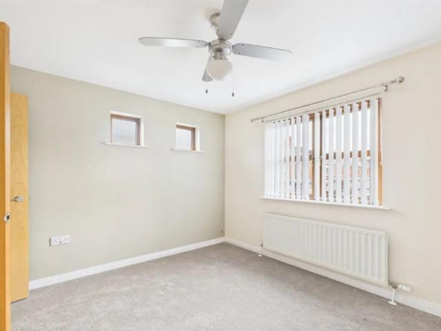 Room for rent in Bloomfield, Northern Ireland