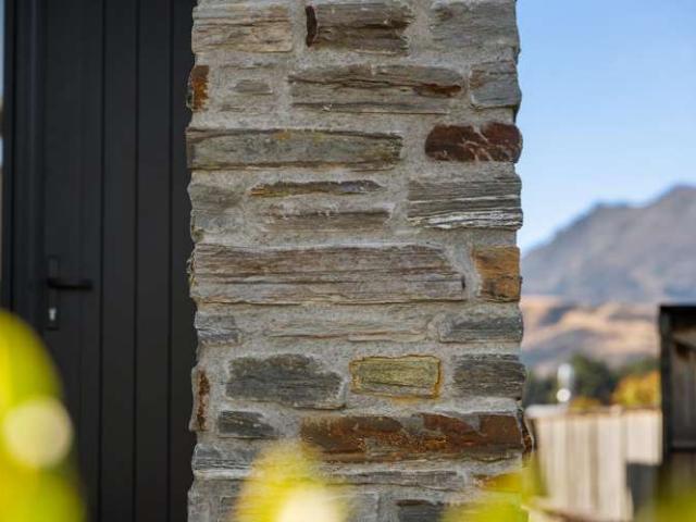 House for sale in Otakou